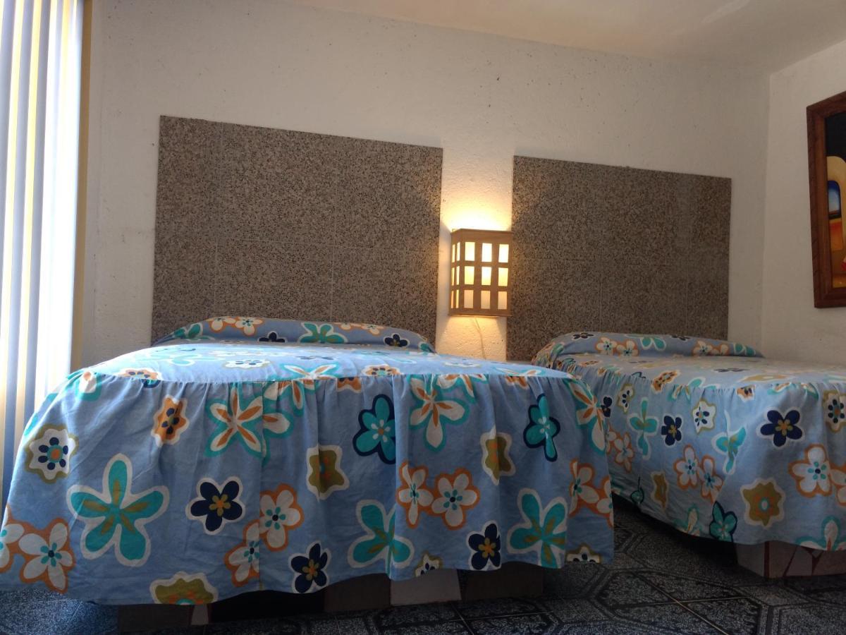 Hotel Alcatraces El Pueblito  Buitenkant foto